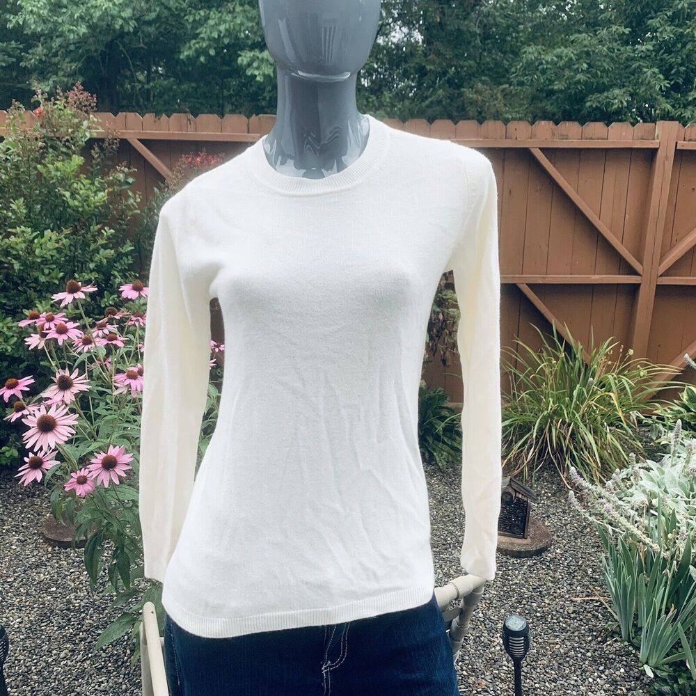Croft & Barrow Sweater Womens Size S Long Sleeve ￼￼Round Neck Pullover Cream